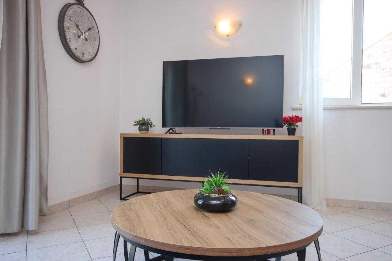 Apartment Antonio Mokošica Exterior foto